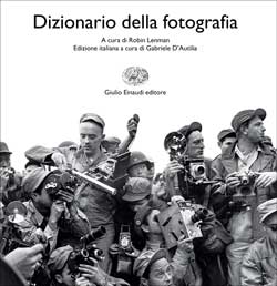 Copertina del libro Dizionario della fotografia di VV.