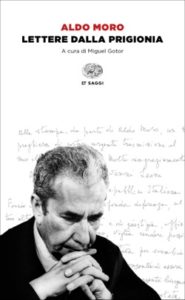 Copertina del libro Lettere dalla prigionia di Aldo Moro