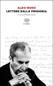 Copertina del libro Lettere dalla prigionia di Aldo Moro