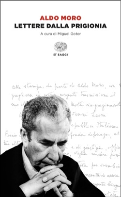 Copertina del libro Lettere dalla prigionia di Aldo Moro