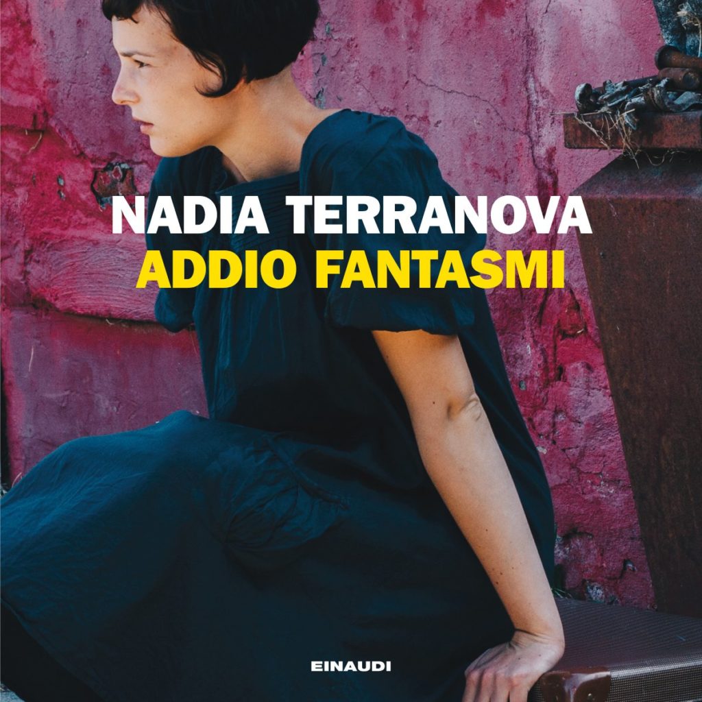 Copertina del libro Addio fantasmi di Nadia Terranova